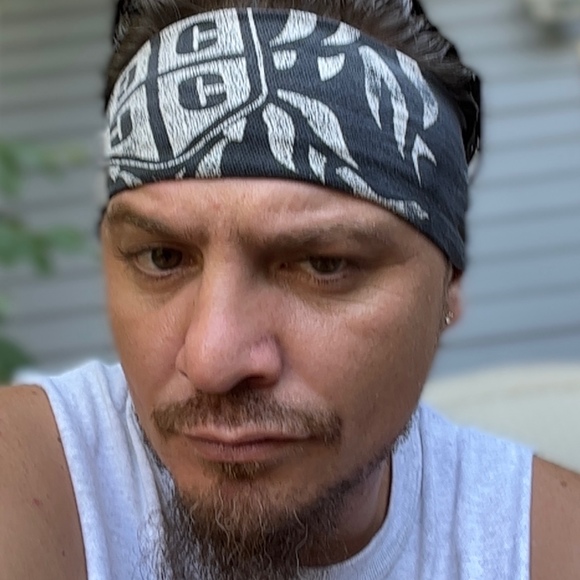 Meet your Posher, Mico - Picture 2 of 2